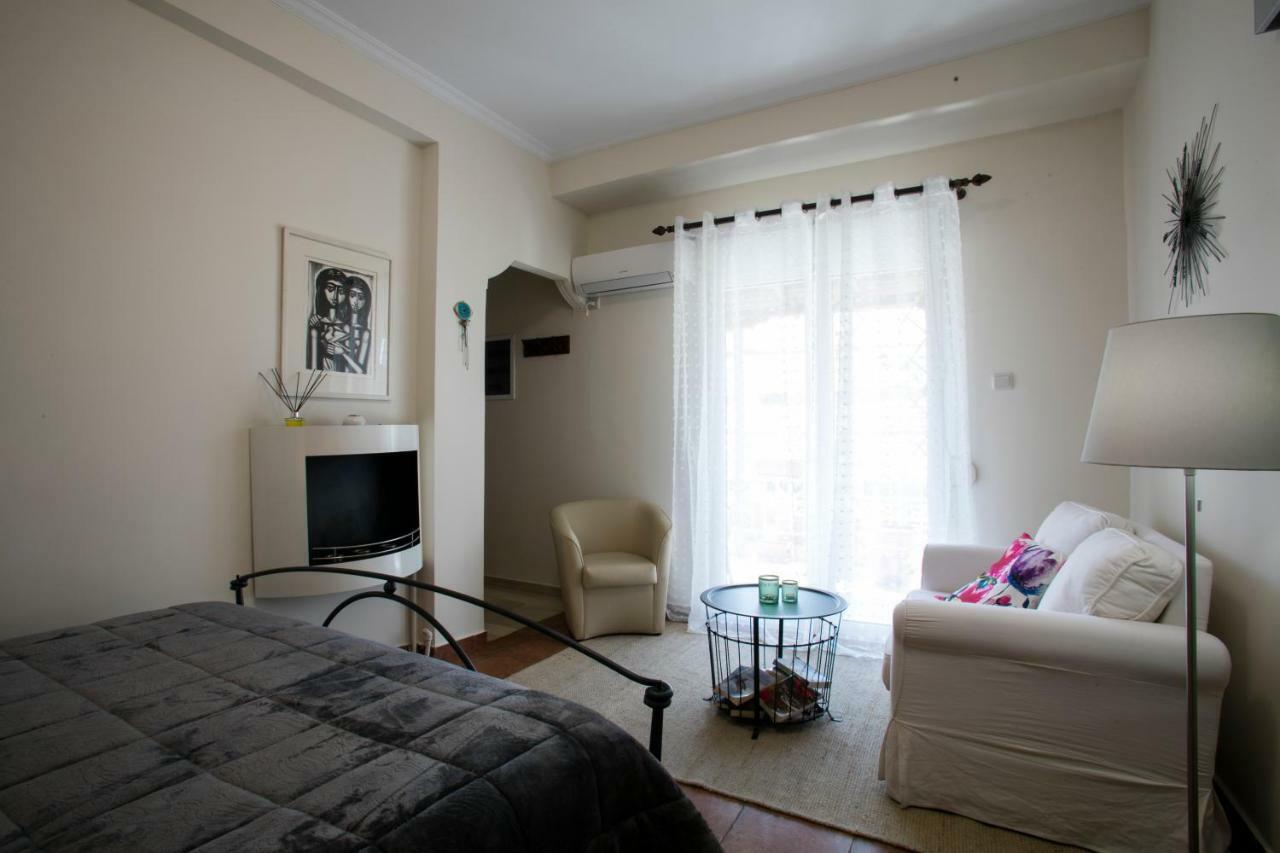 Romantic&cosy apartment Atena Exterior foto